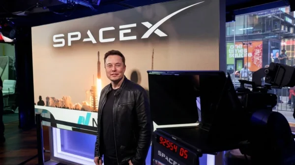 Elon Musk Pledges One SpaceX Share to Every Child in the U.S. Next Year